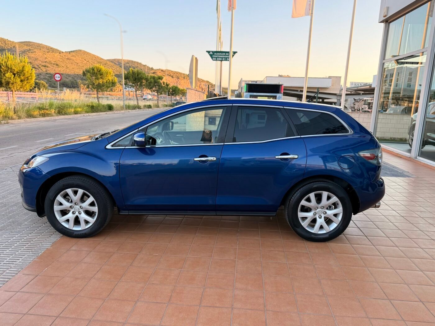 MAZDA CX-7, fotografía 4